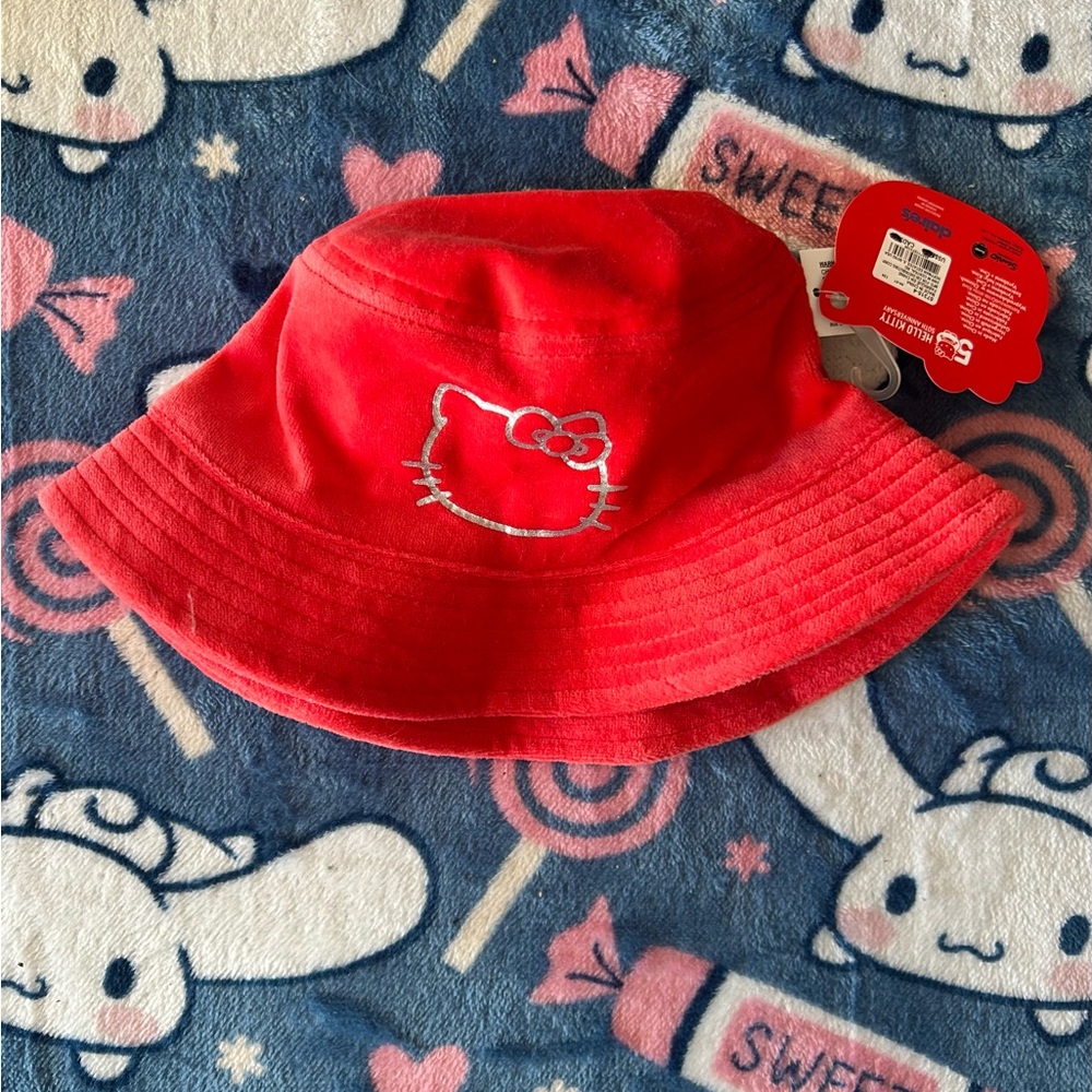 NWT Hello Kitty bucket hat